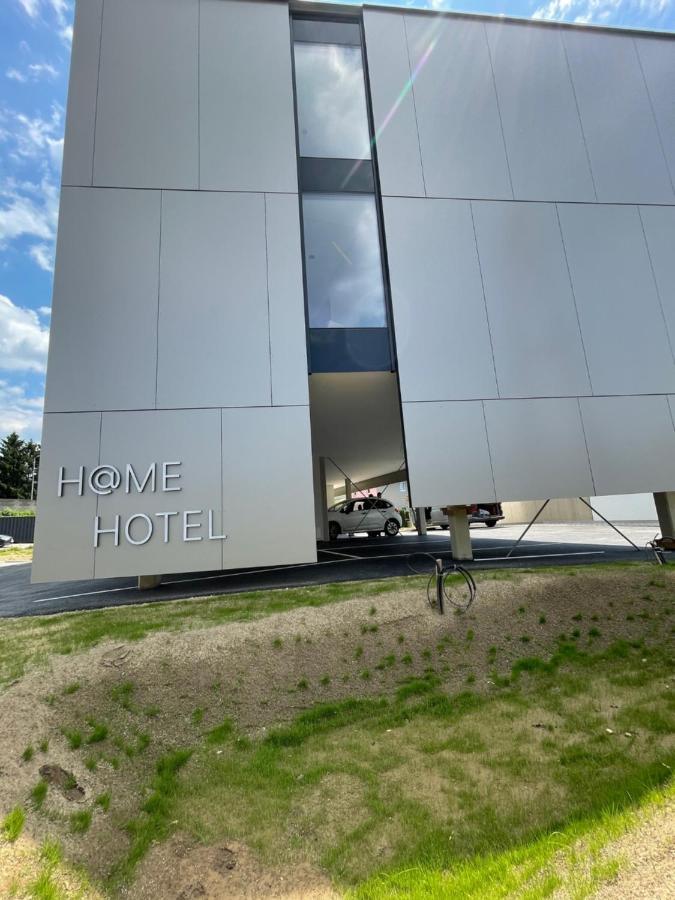 Hotel At Home - Late Arrival Self Check In Graz Bagian luar foto