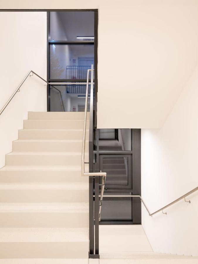 Hotel At Home - Late Arrival Self Check In Graz Bagian luar foto