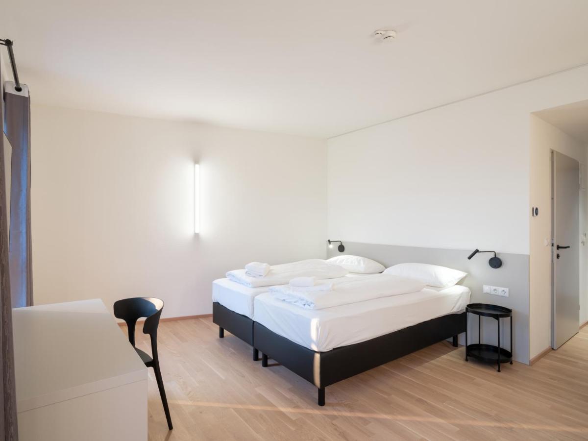Hotel At Home - Late Arrival Self Check In Graz Bagian luar foto