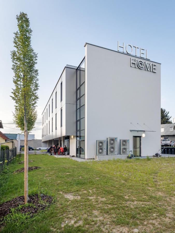 Hotel At Home - Late Arrival Self Check In Graz Bagian luar foto