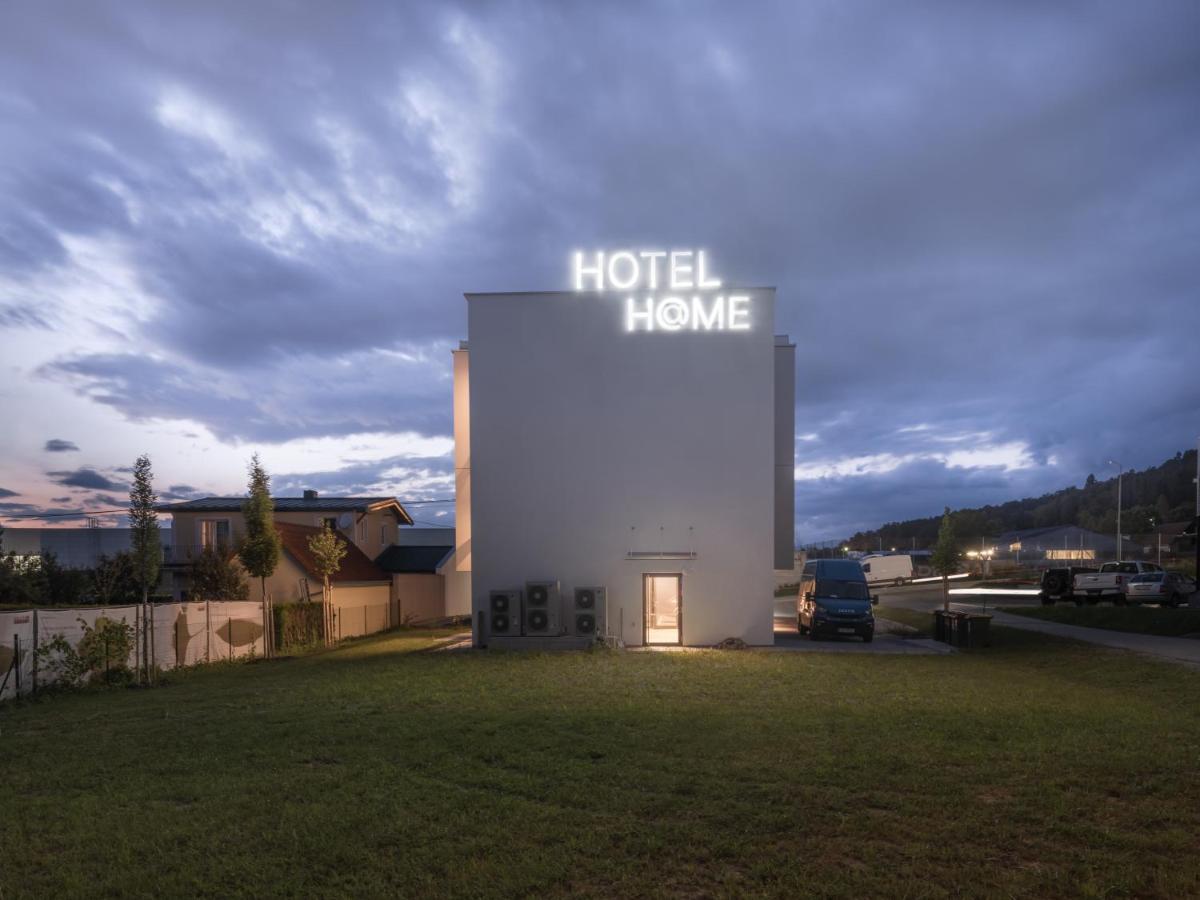 Hotel At Home - Late Arrival Self Check In Graz Bagian luar foto