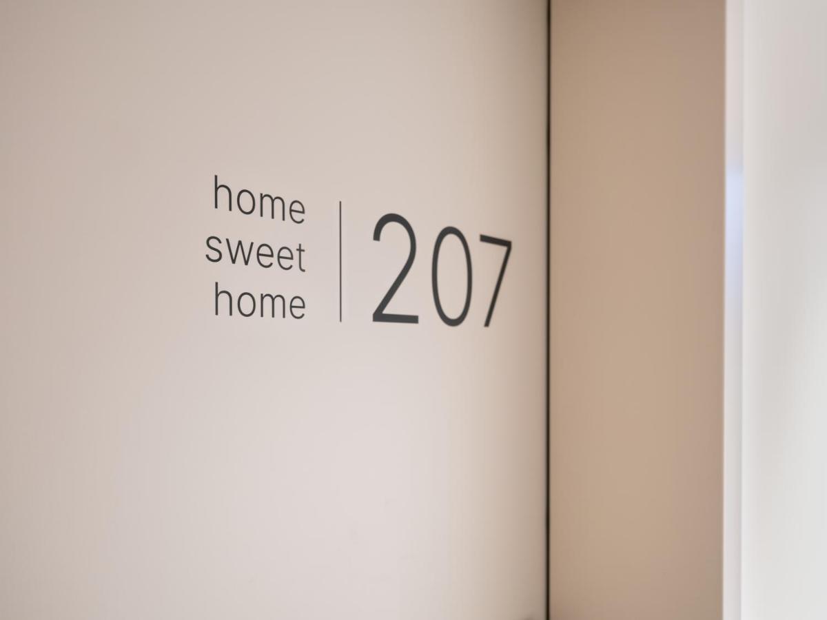 Hotel At Home - Late Arrival Self Check In Graz Bagian luar foto